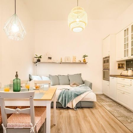 St Stephen Boulevard Apartment Next To Danube Budapest Esterno foto