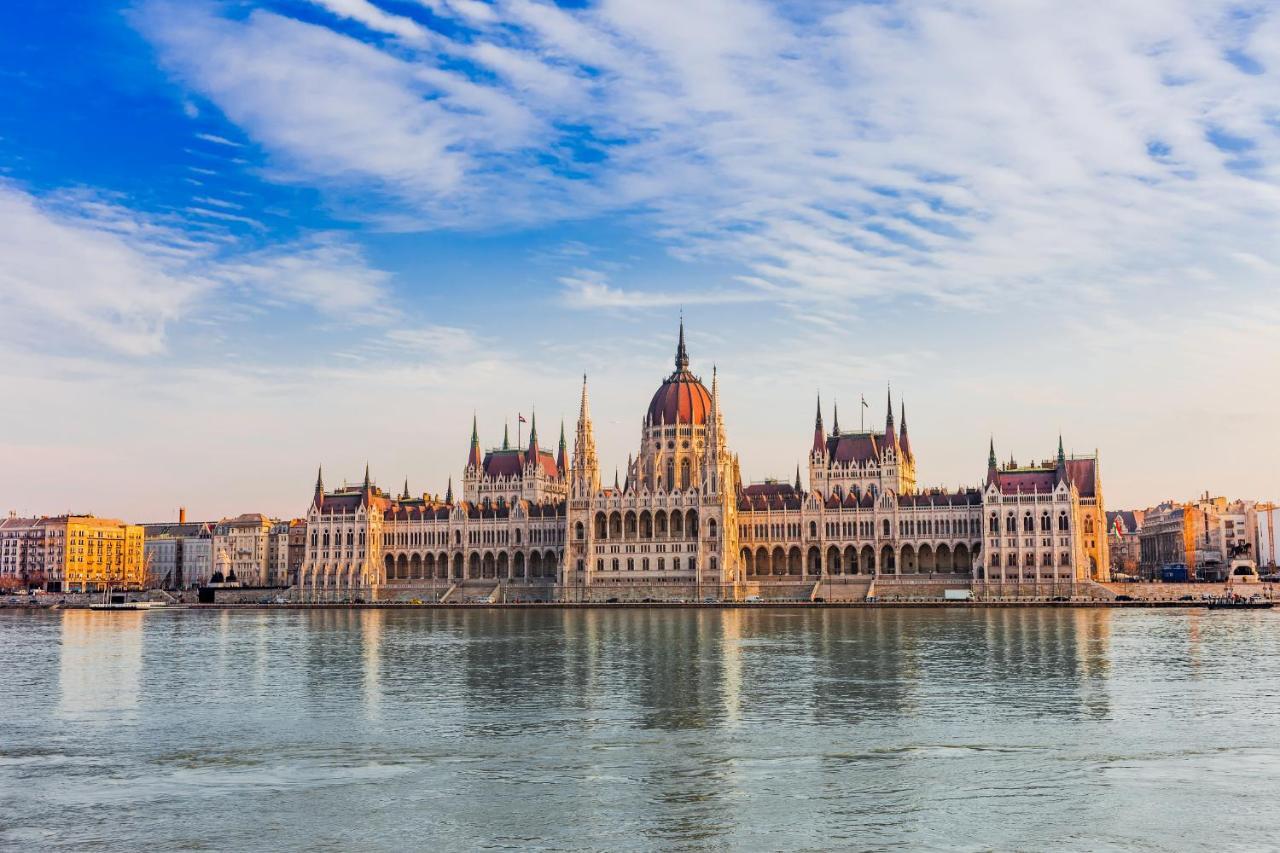 St Stephen Boulevard Apartment Next To Danube Budapest Esterno foto