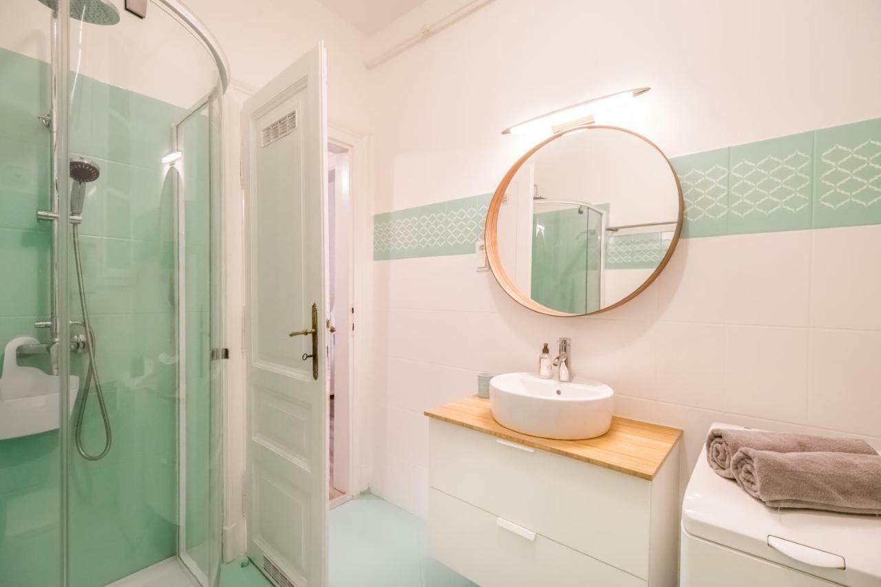 St Stephen Boulevard Apartment Next To Danube Budapest Esterno foto