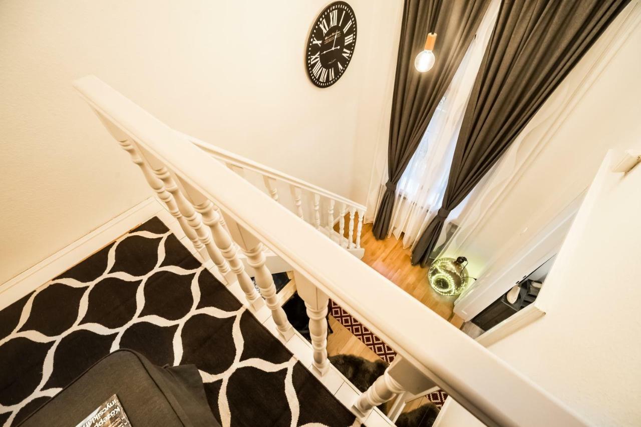 St Stephen Boulevard Apartment Next To Danube Budapest Esterno foto